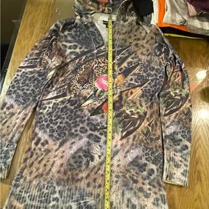Medium Motive animal print pullover hooded sweater w/ beadwork #leopard #cougar